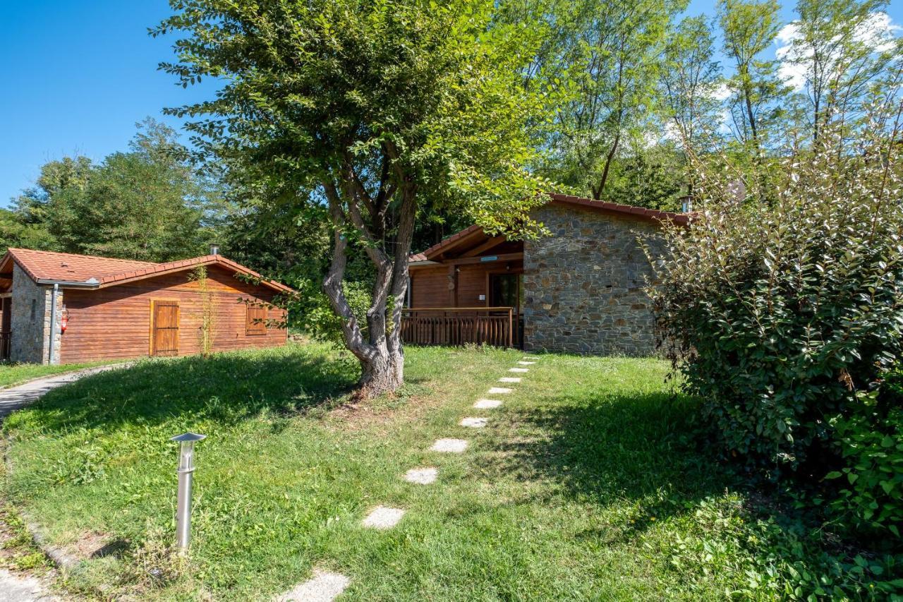 Le Hameau Du Comte De Foix - 11 Chalets En Ariege Mercus-Garrabet Екстериор снимка